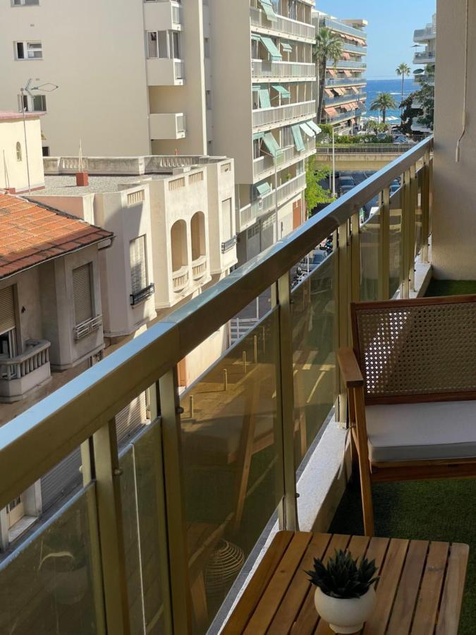 New At 150m From The Beaches Easy Check In Apartment *