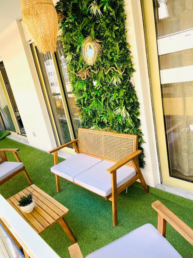New At 150m From The Beaches Easy Check In Apartment *